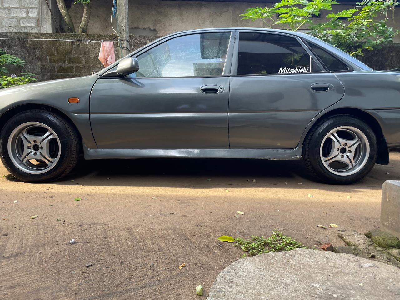 Mitsubishi Lancer 1998 - Used Car sale in Sri Lanka - patpat.lk