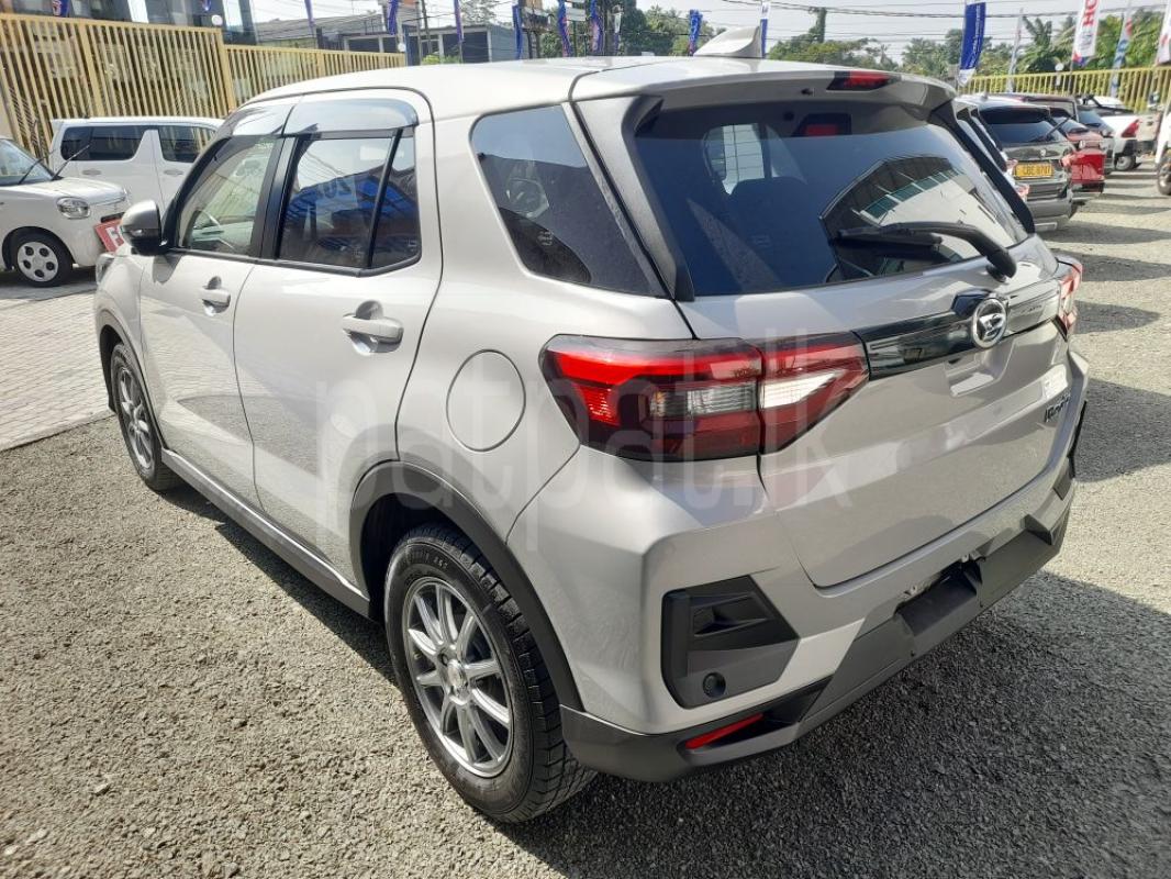 Advertisement image 6