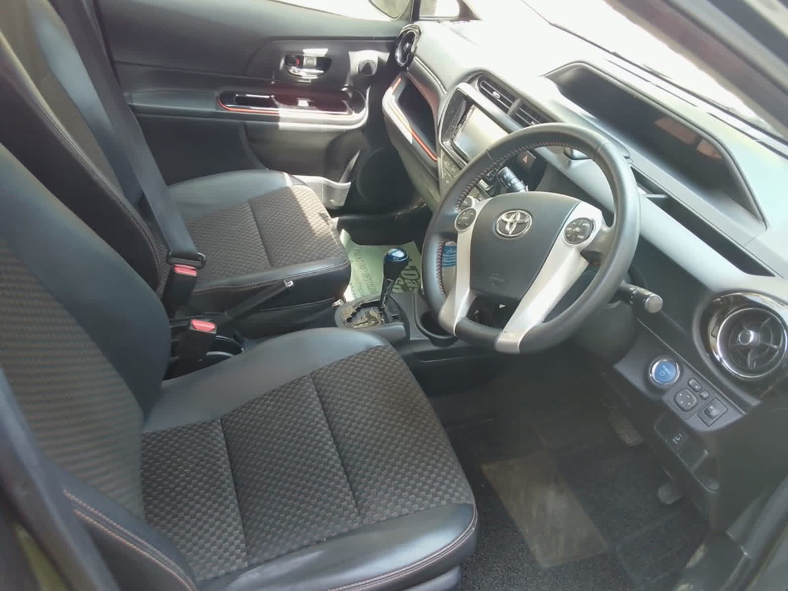 Toyota Aqua 2015 - Used Car sale in Sri Lanka - patpat.lk