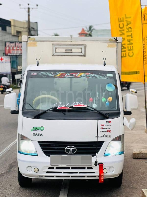 Advertisement image 1