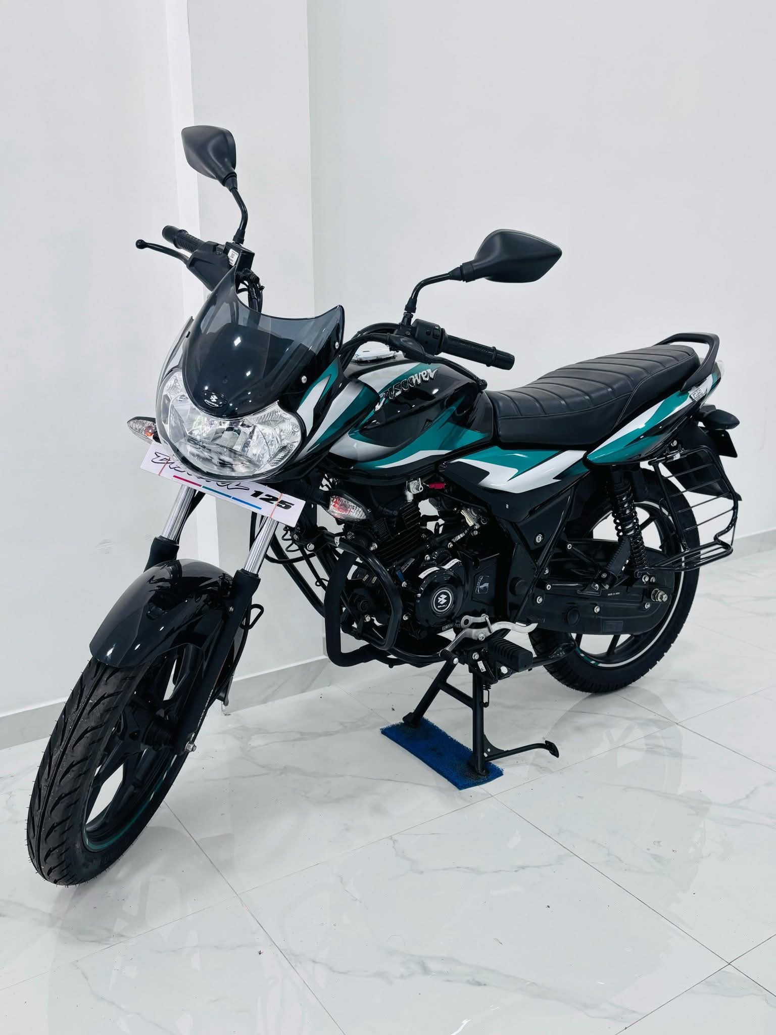 Bajaj Discover 2026 - சான்றளிக்கப்பட்டது பைக் sale in Sri Lanka - patpat.lk