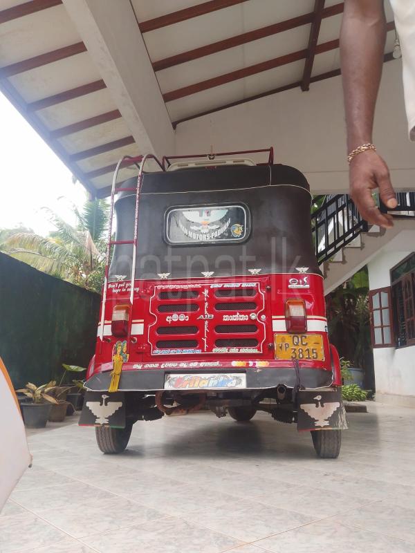 Bajaj Three Wheel 2005 - பயன்படுத்தப்பட்டது முச்சக்கர வண்டி sale in Sri Lanka - patpat.lk
