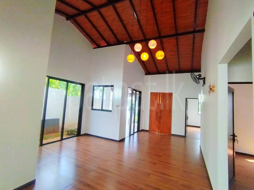 House for Sale in Meegoda