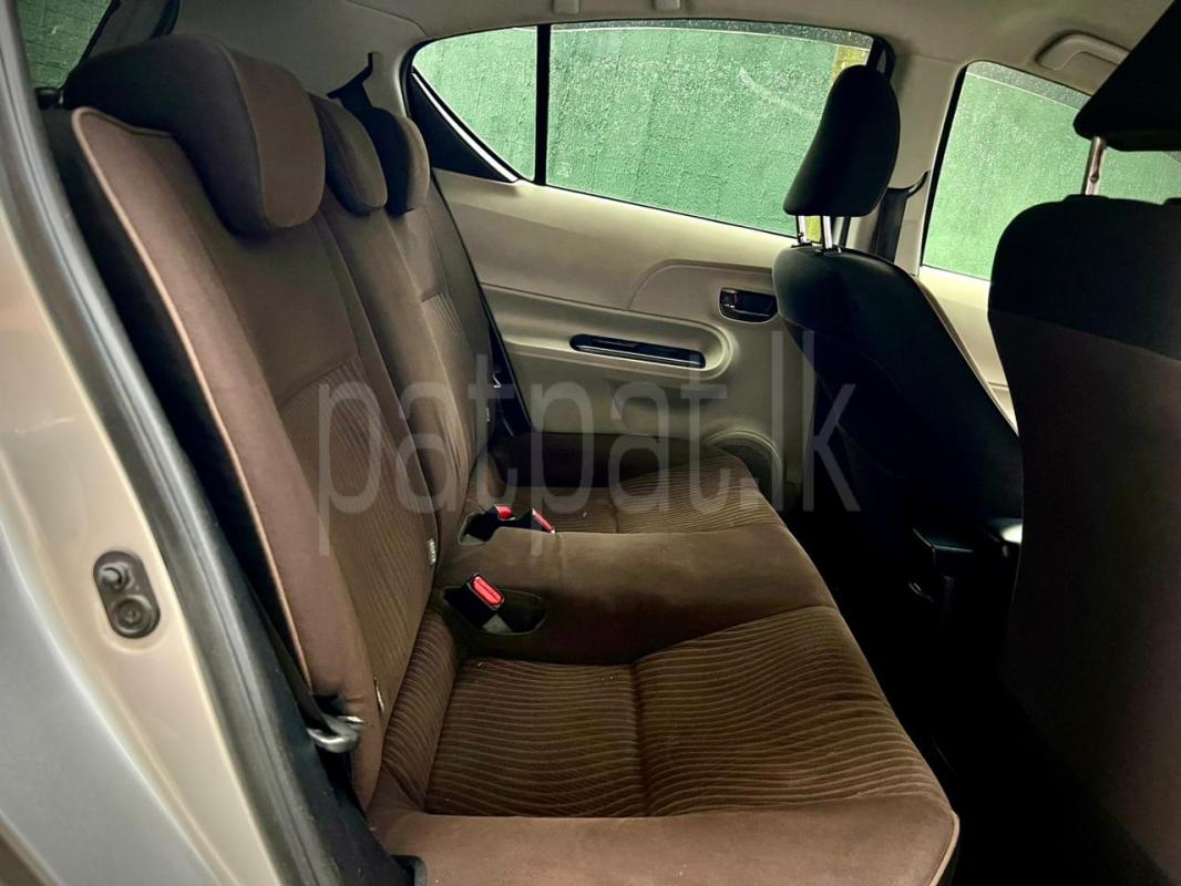 Toyota Aqua 2013 - பயன்படுத்தப்பட்டது கார் sale in Sri Lanka - patpat.lk