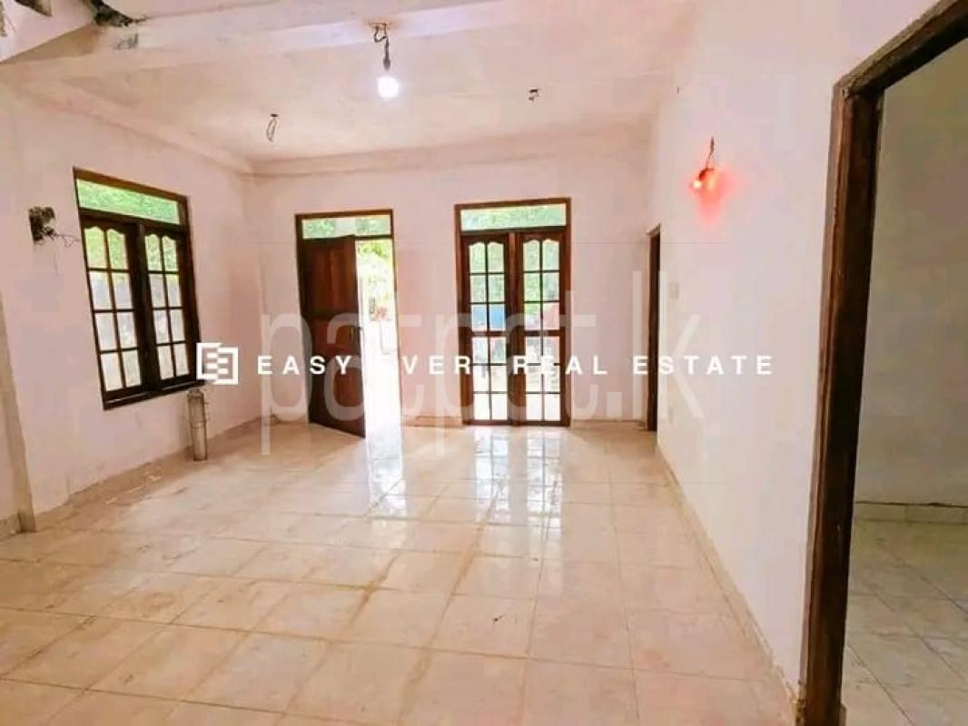 House for Sale in Kadawatha ads-image-1