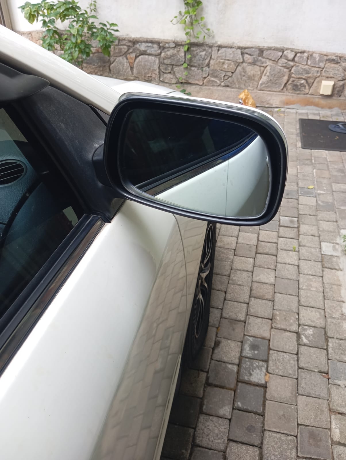 Toyota Prius 2010 - Used Car sale in Sri Lanka - patpat.lk