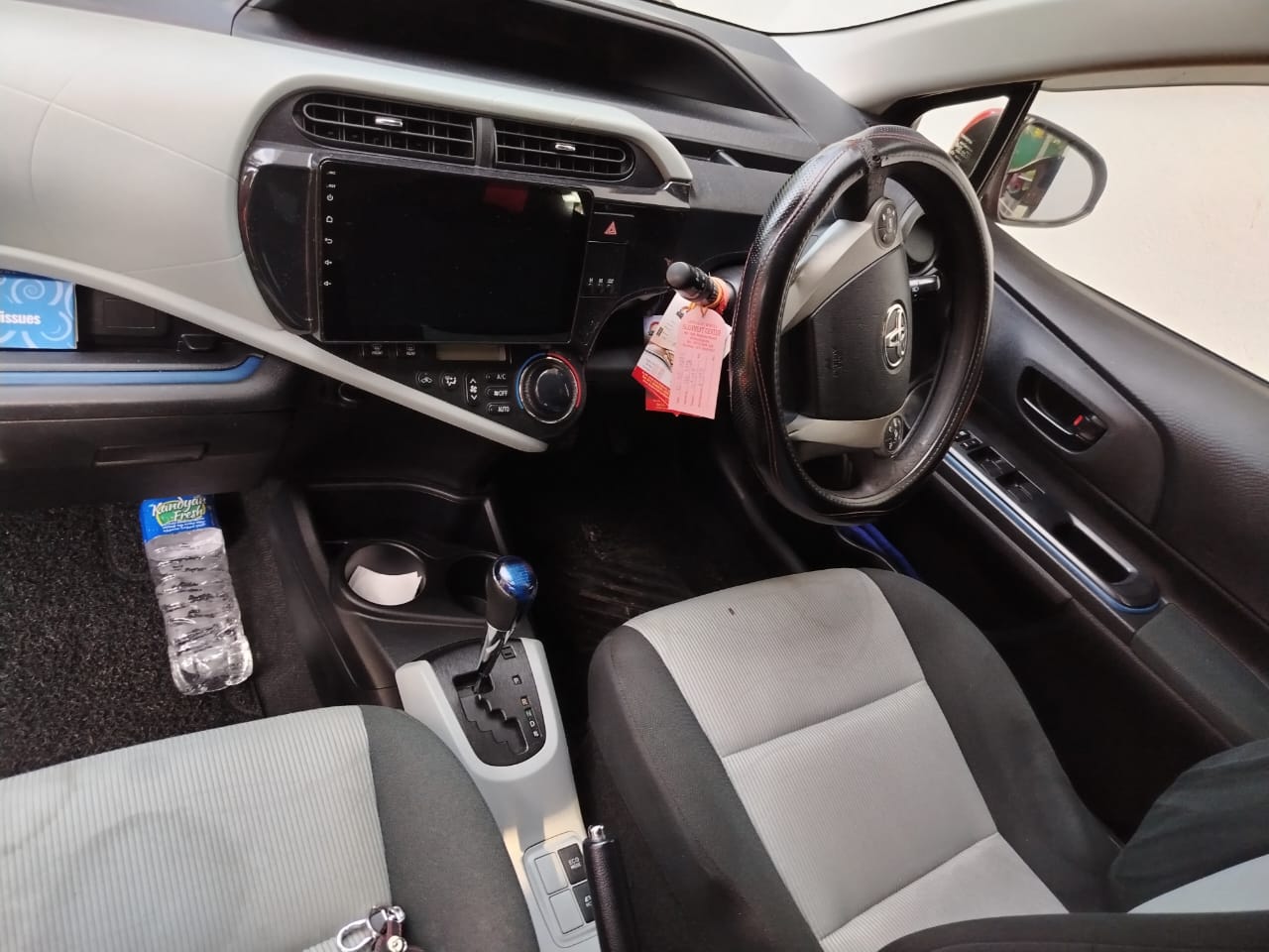 Toyota Aqua 2014 - பயன்படுத்தப்பட்டது கார் sale in Sri Lanka - patpat.lk