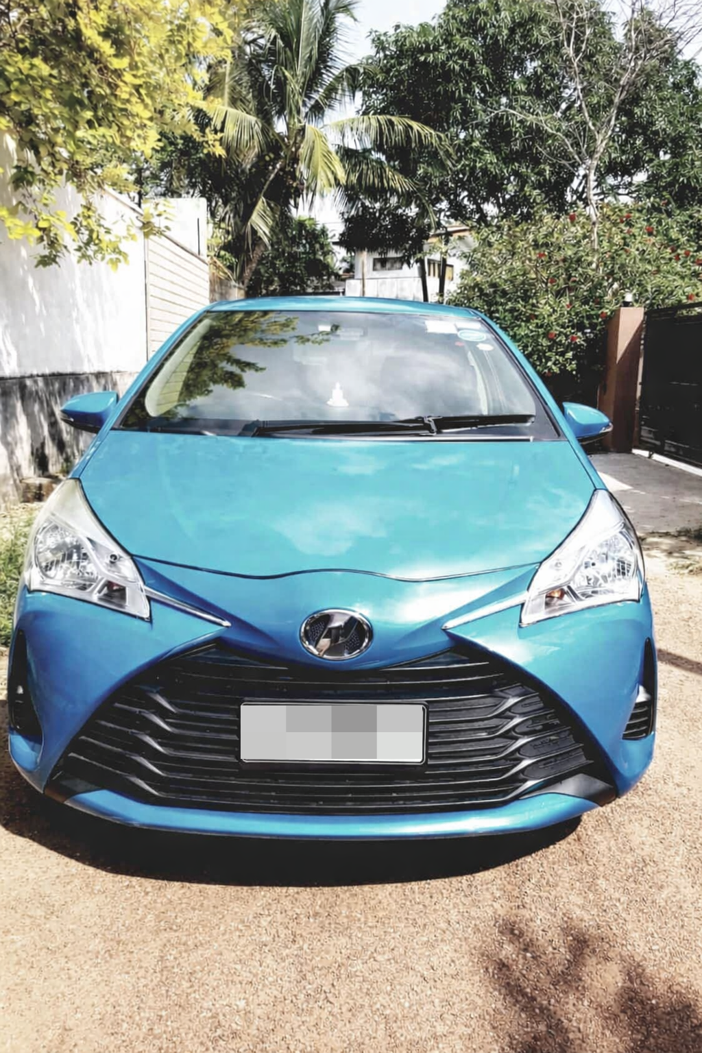 Toyota Vitz 2017 - Used Car sale in Sri Lanka - patpat.lk