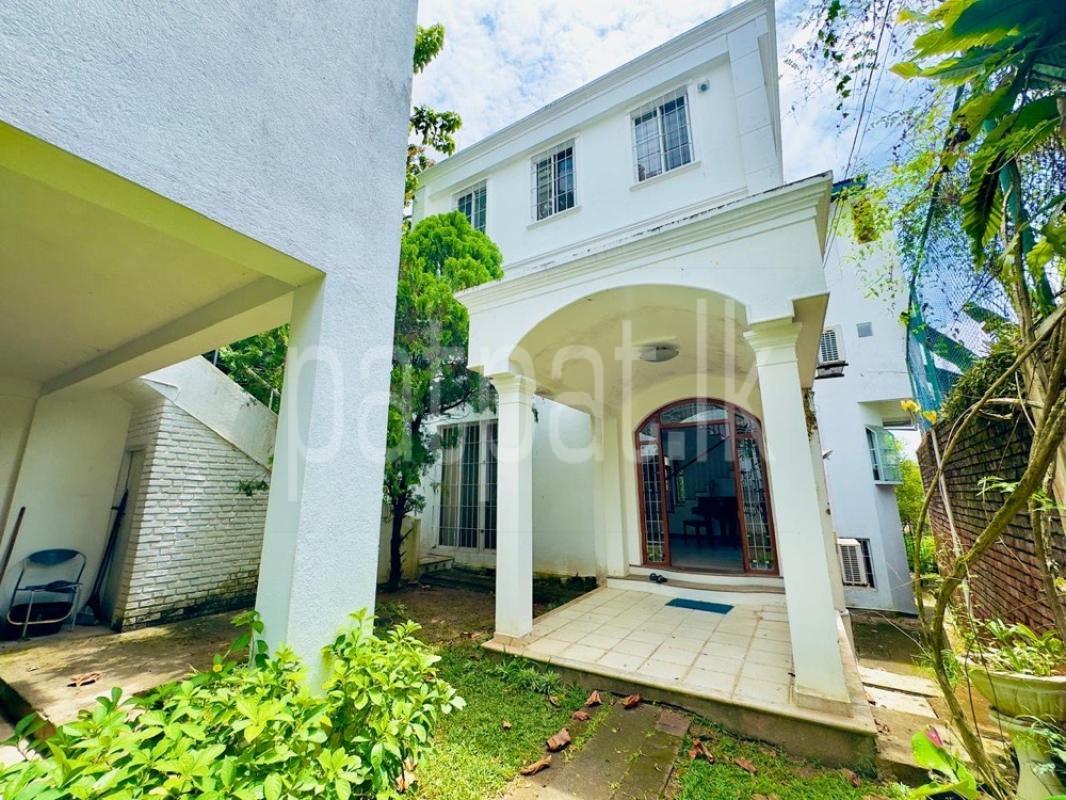 Advertisement image 6