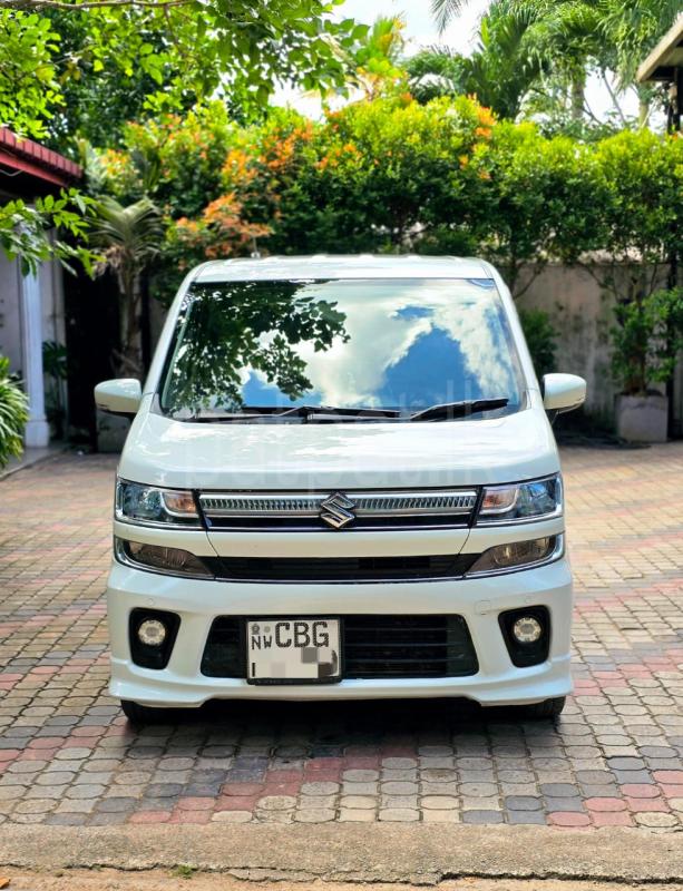 Advertisement image 6