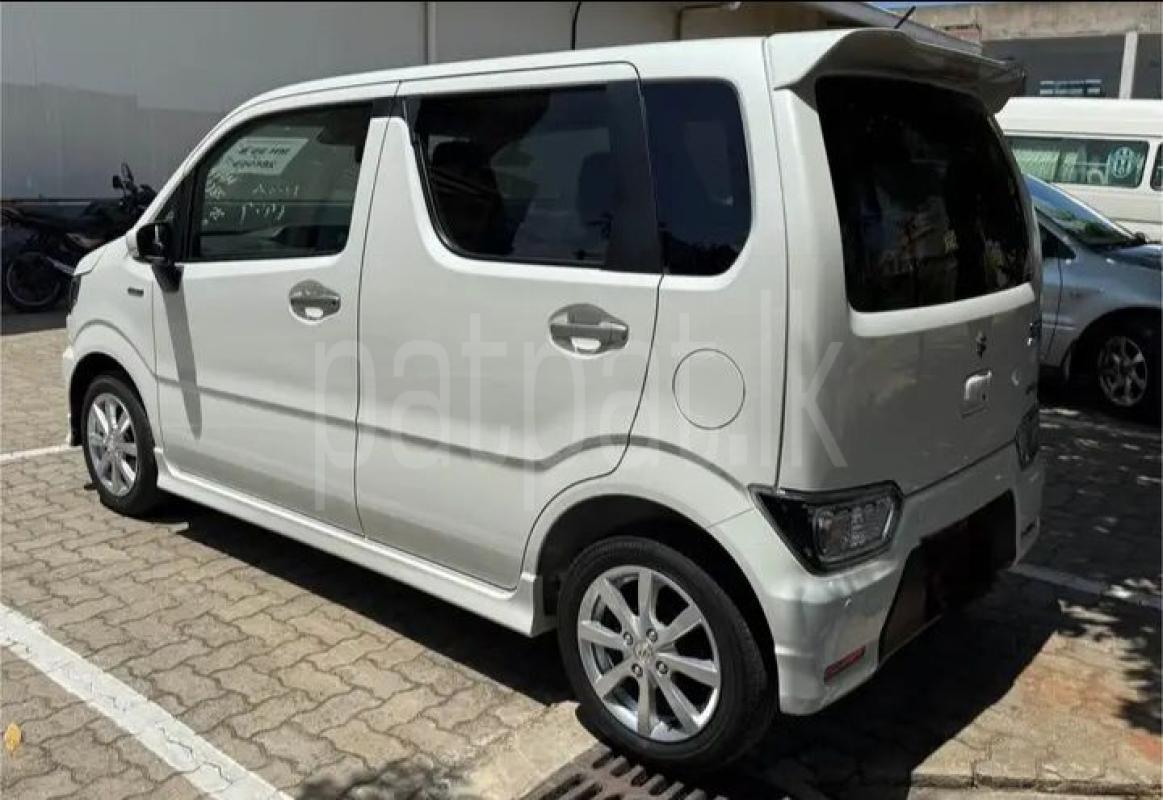 Advertisement image 6