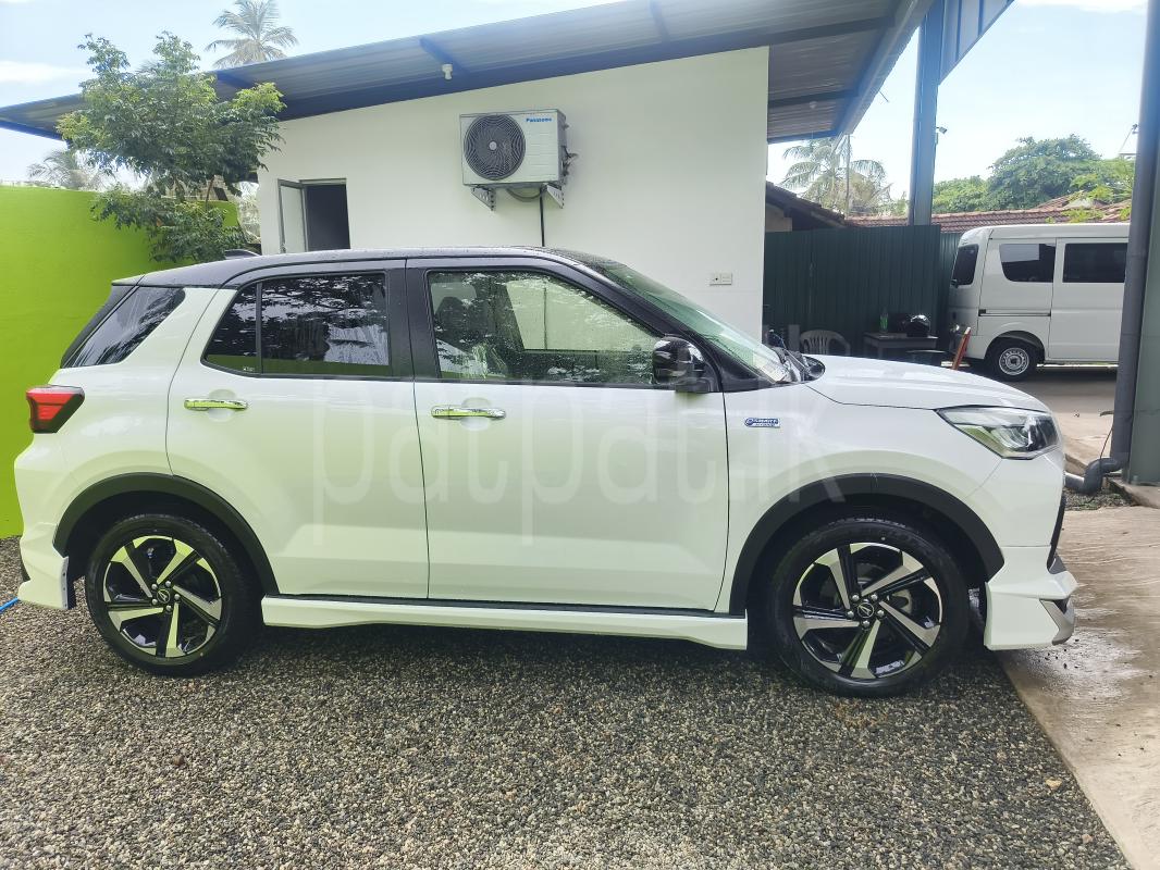 Advertisement image 3