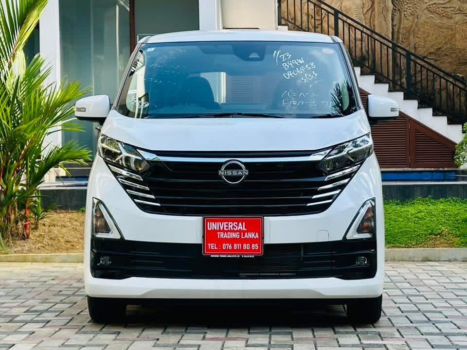 Nissan DAYZ HIGHWAY STAR 2023 - சான்றளிக்கப்பட்டது கார் sale in Sri Lanka - patpat.lk