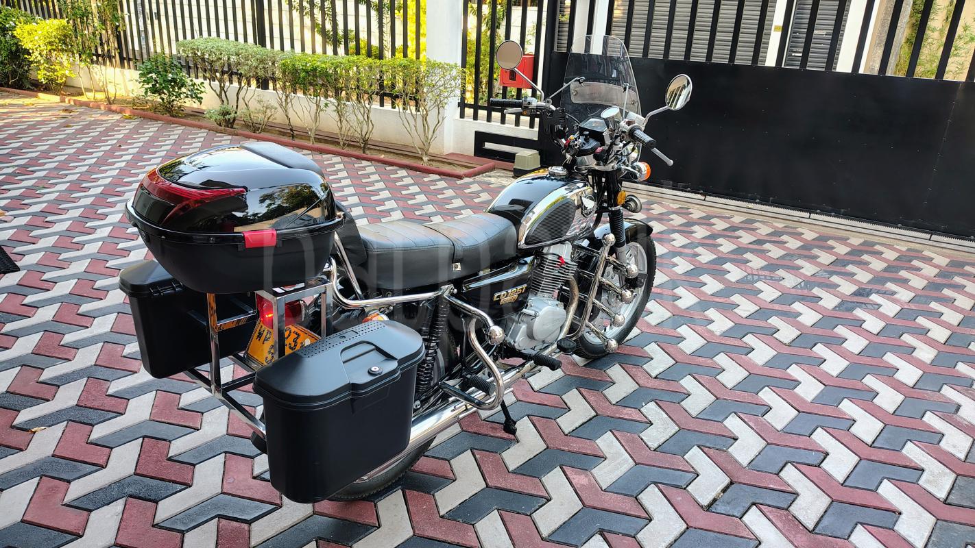 Advertisement image 6