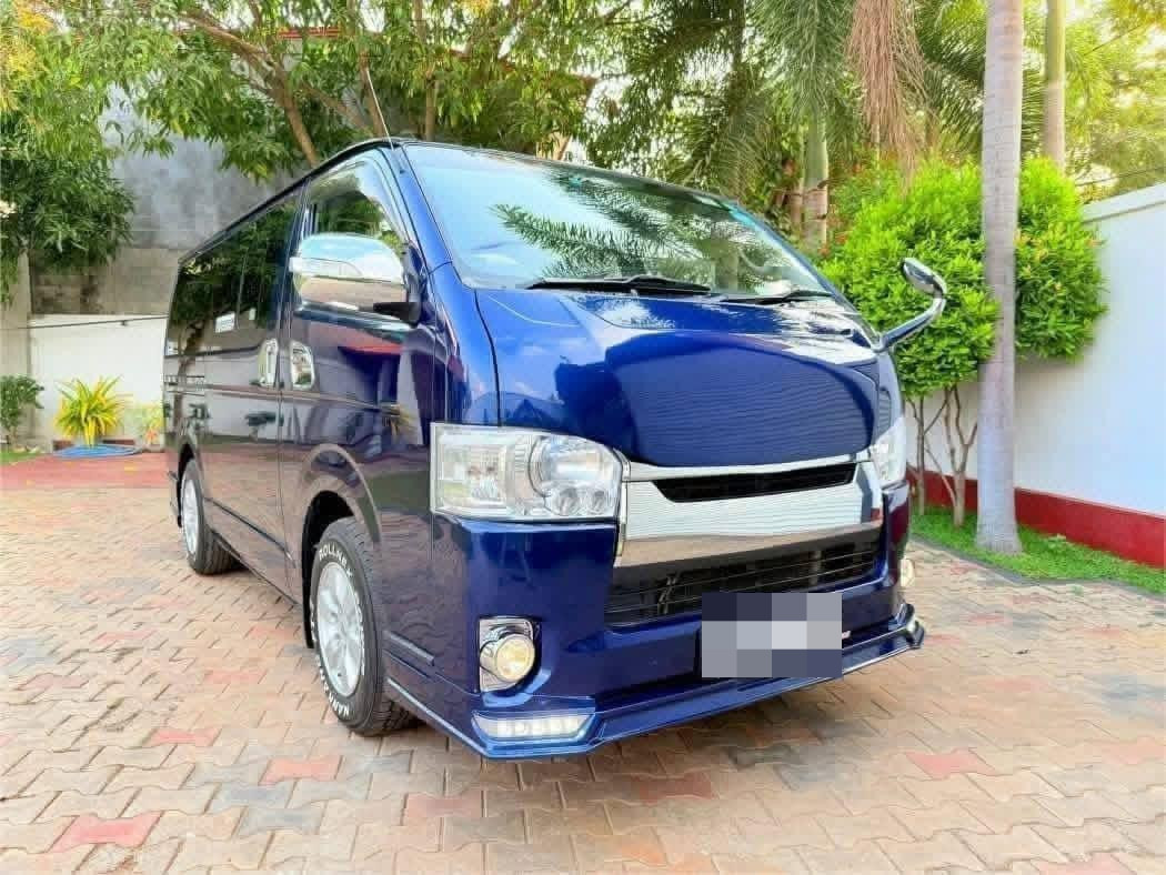 Toyota Hiace 2013 ads-image-1