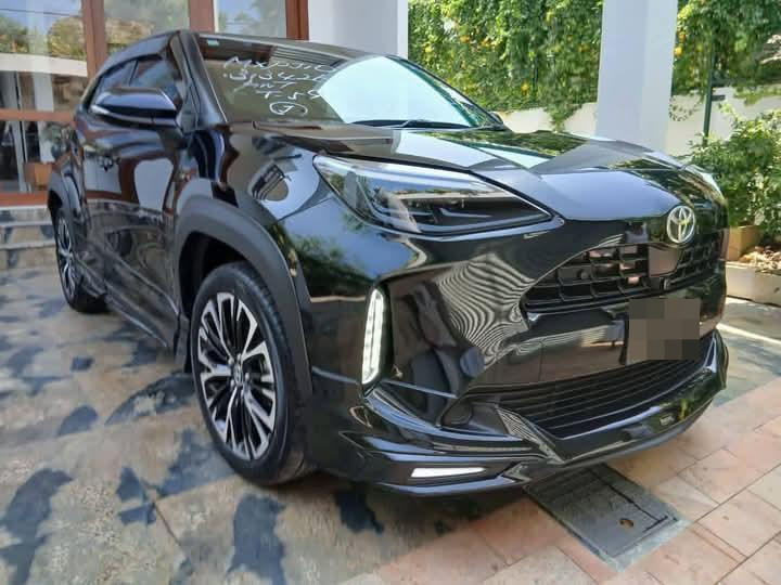 Toyota Yaris Cross 2024 - Brand New SUV sale in Sri Lanka - patpat.lk