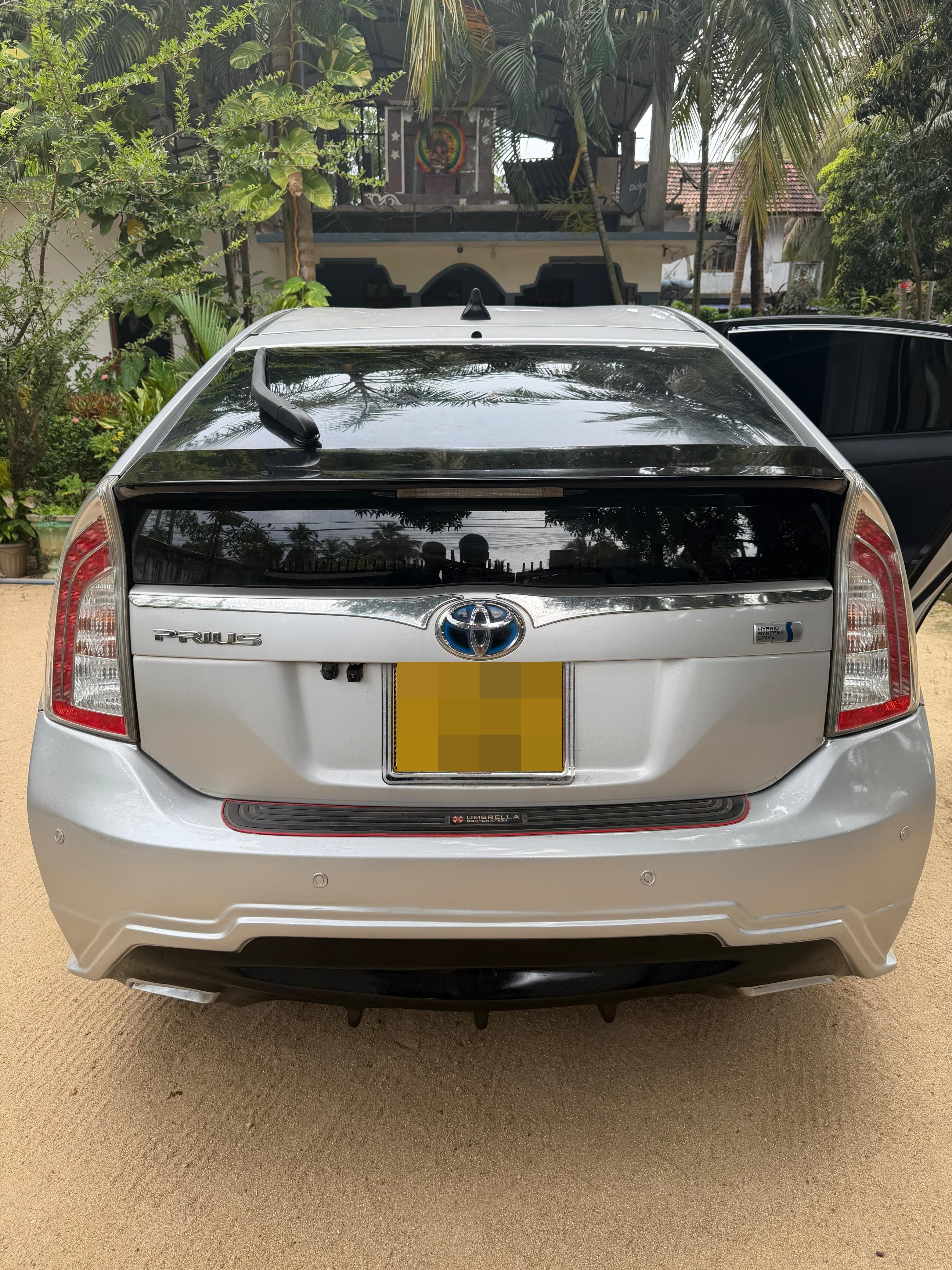 Toyota Prius 2013 - Used Car sale in Sri Lanka - patpat.lk