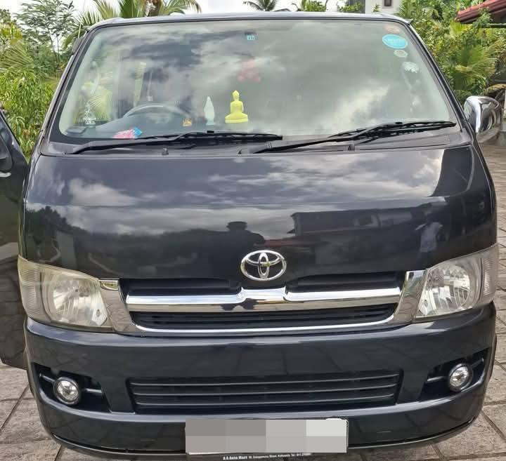 Toyota Hiace 2007 - Used Van sale in Sri Lanka - patpat.lk