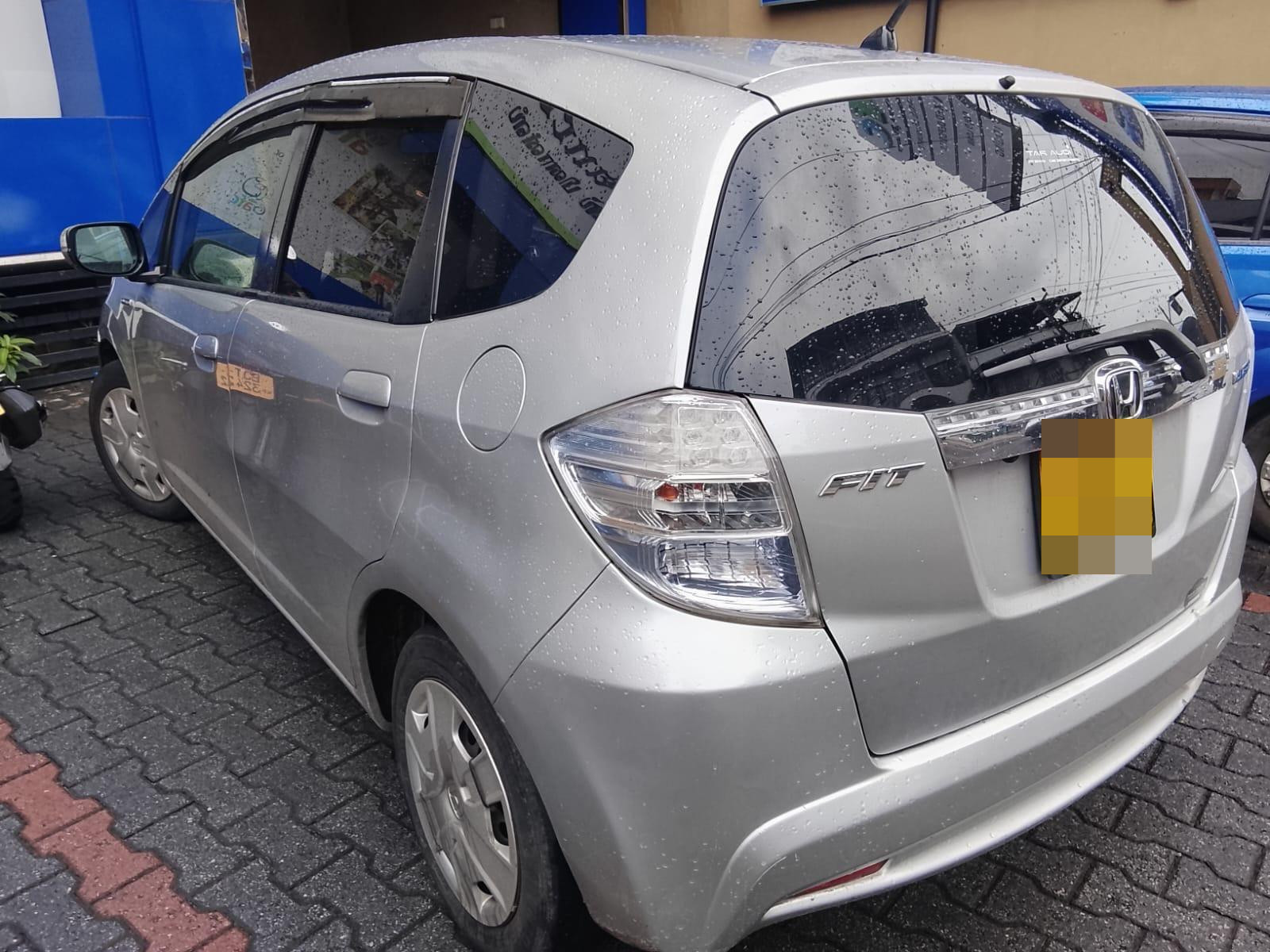 Honda Fit 2013 - பயன்படுத்தப்பட்டது கார் sale in Sri Lanka - patpat.lk