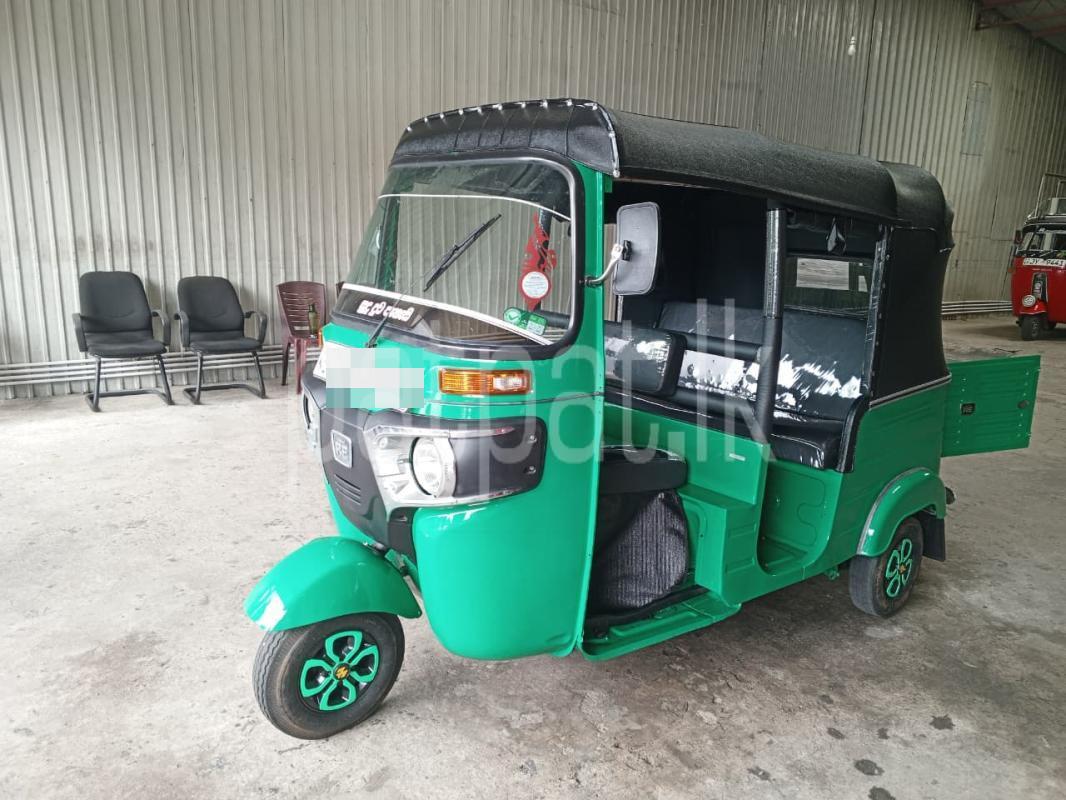 Bajaj Three Wheel 2015 - பயன்படுத்தப்பட்டது முச்சக்கர வண்டி sale in Sri Lanka - patpat.lk