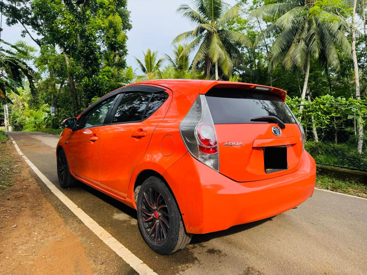 Toyota Aqua 2012 - Used Car sale in Sri Lanka - patpat.lk
