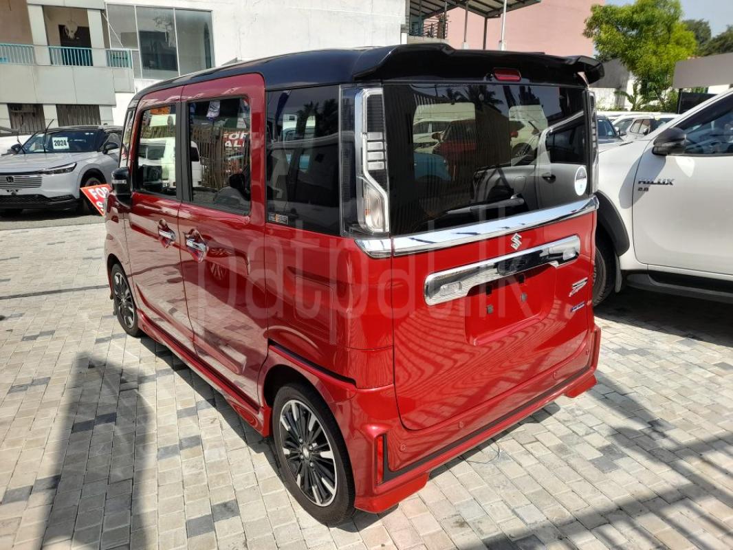 Advertisement image 4