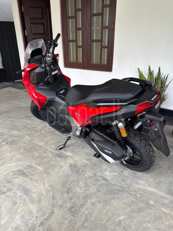 Advertisement image 6