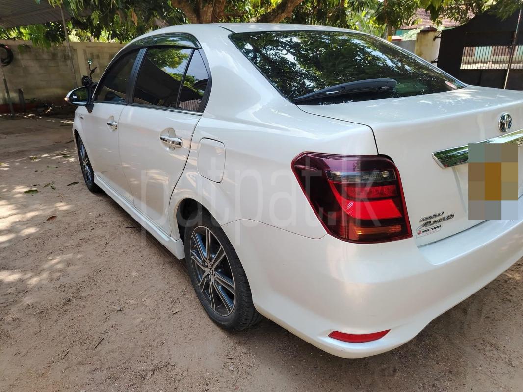 Toyota Axio 2017 - Used Car sale in Sri Lanka - patpat.lk