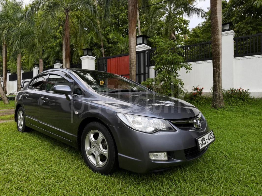 Honda Civic 2006 - சான்றளிக்கப்பட்டது கார் sale in Sri Lanka - patpat.lk