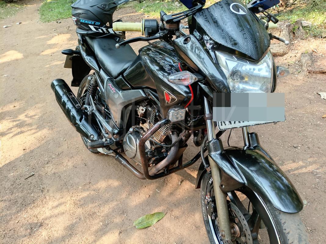 Hero Hunk 2011 - Used Bike sale in Sri Lanka - patpat.lk
