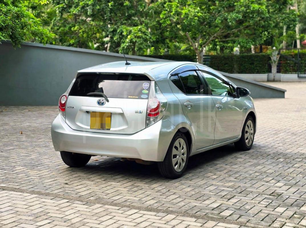 Toyota Aqua 2013 - භාවිතා කරන ලද කාර් sale in Sri Lanka - patpat.lk