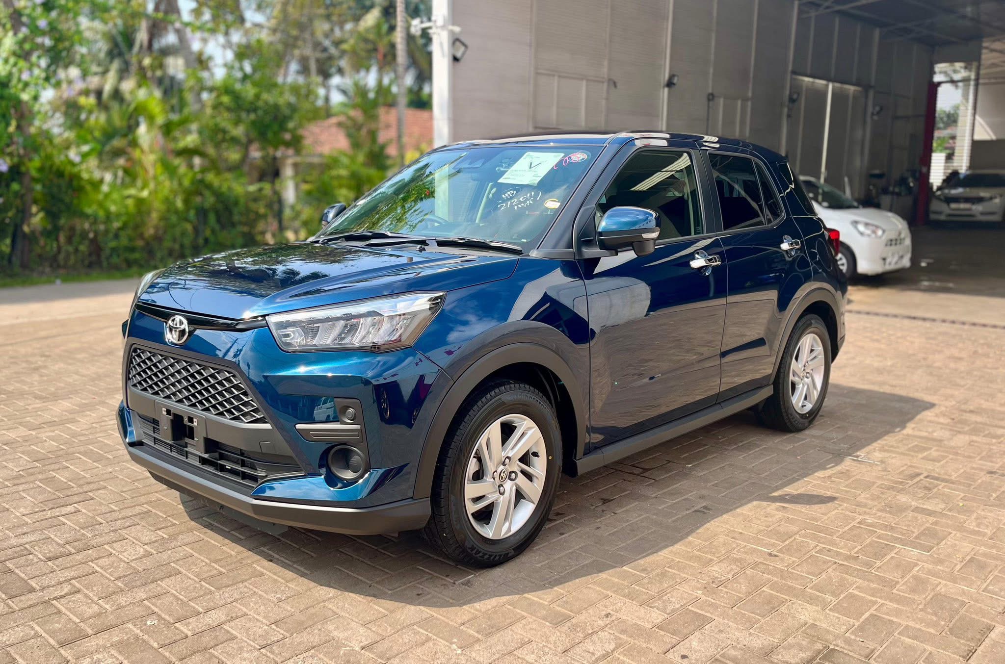Toyota Raize 2025 - Reconditioned SUV sale in Sri Lanka - patpat.lk