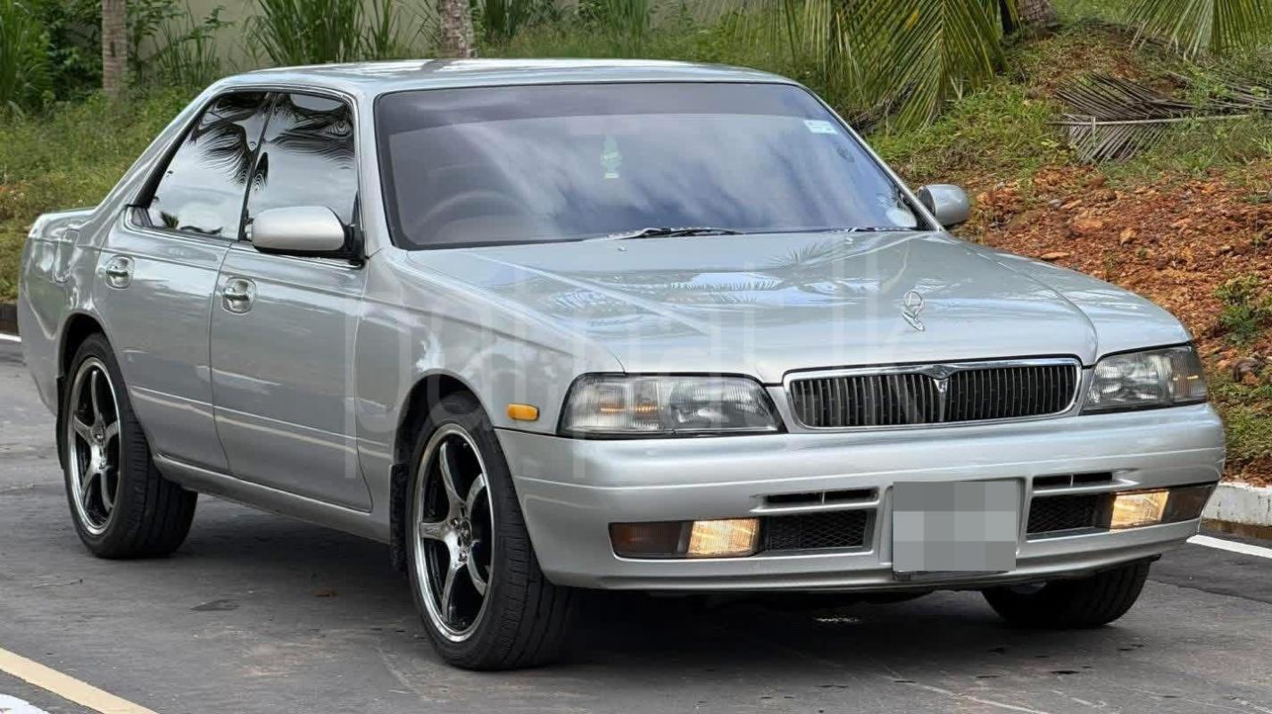 Nissan Laurel 1993 - பயன்படுத்தப்பட்டது கார் sale in Sri Lanka - patpat.lk