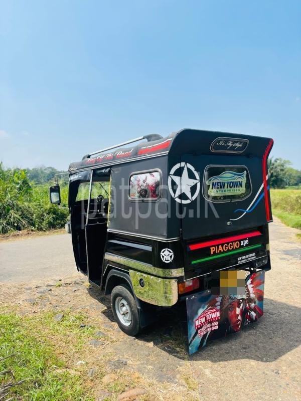 Advertisement image 4