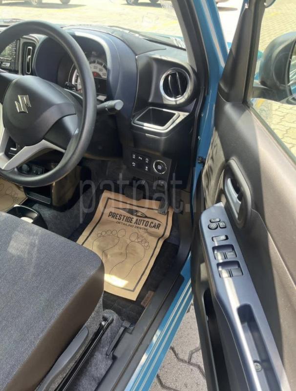 Advertisement image 6