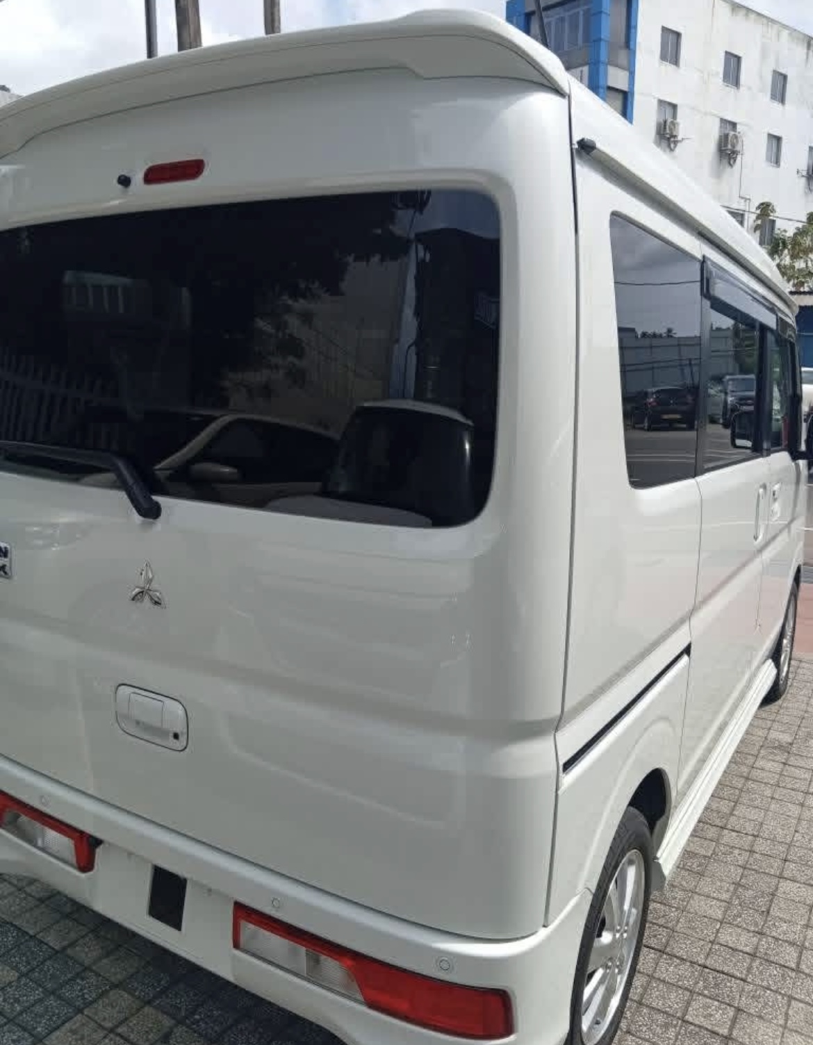 Mitsubishi Town Box 2023 - අලුත් වෑන් රථය sale in Sri Lanka - patpat.lk