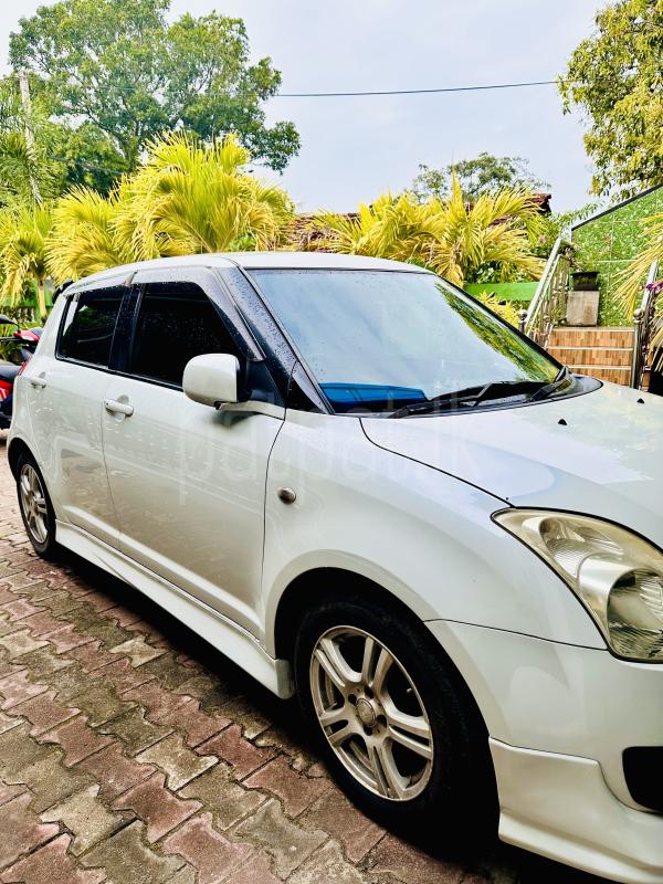 Advertisement image 3