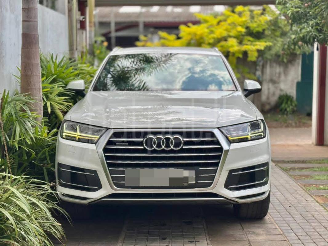 Audi Q7 2017 - Used SUV sale in Sri Lanka - patpat.lk
