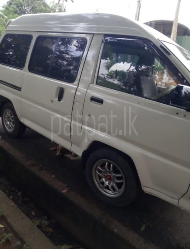 Toyota TownAce 1990 - பயன்படுத்தப்பட்டது வேன் sale in Sri Lanka - patpat.lk