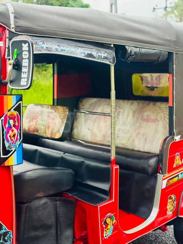 Bajaj Three Wheel 2010 - பயன்படுத்தப்பட்டது முச்சக்கர வண்டி sale in Sri Lanka - patpat.lk