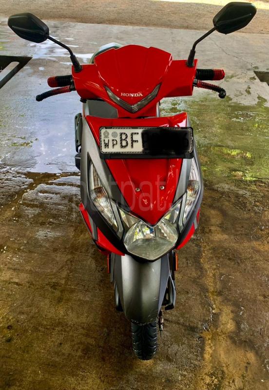 Honda Dio 2017 - பயன்படுத்தப்பட்டது பைக் sale in Sri Lanka - patpat.lk