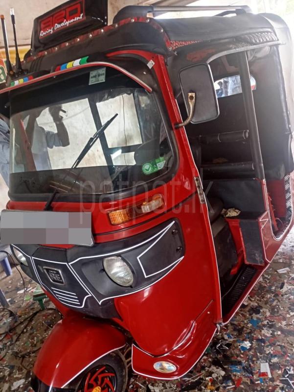 Bajaj 4 stroke 2016 - භාවිතා කරන ලද ත්‍රිරෝද රථය sale in Sri Lanka - patpat.lk