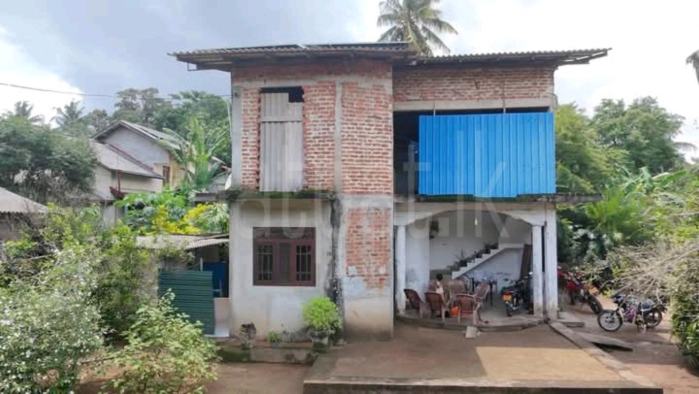 Commercial Land for Sale in Nittambuwa