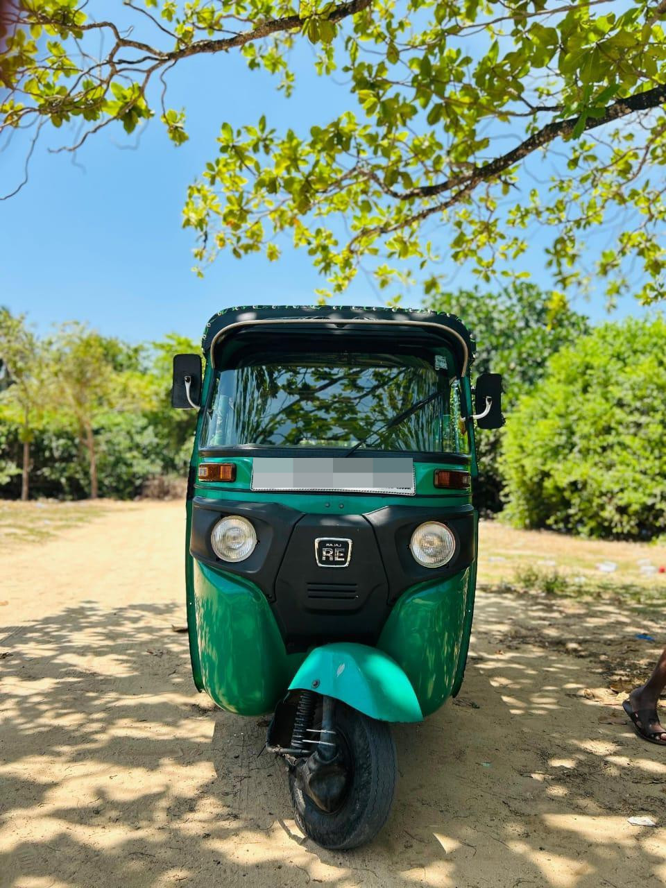 Bajaj Three Wheel 2016 - Used Three wheeler sale in Sri Lanka - patpat.lk