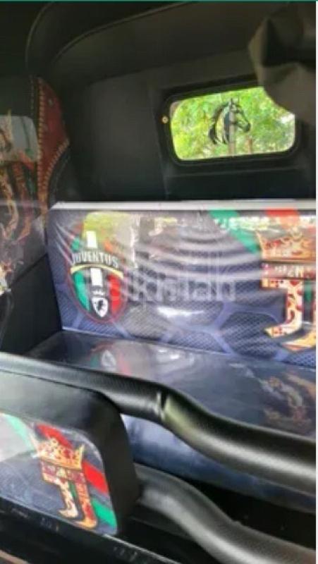 Advertisement image 4