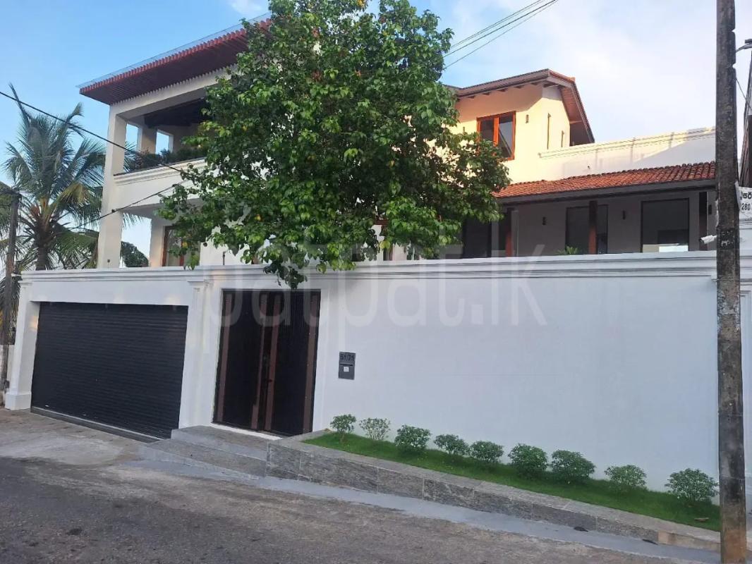 House for Sale in Padukka ads-image-1