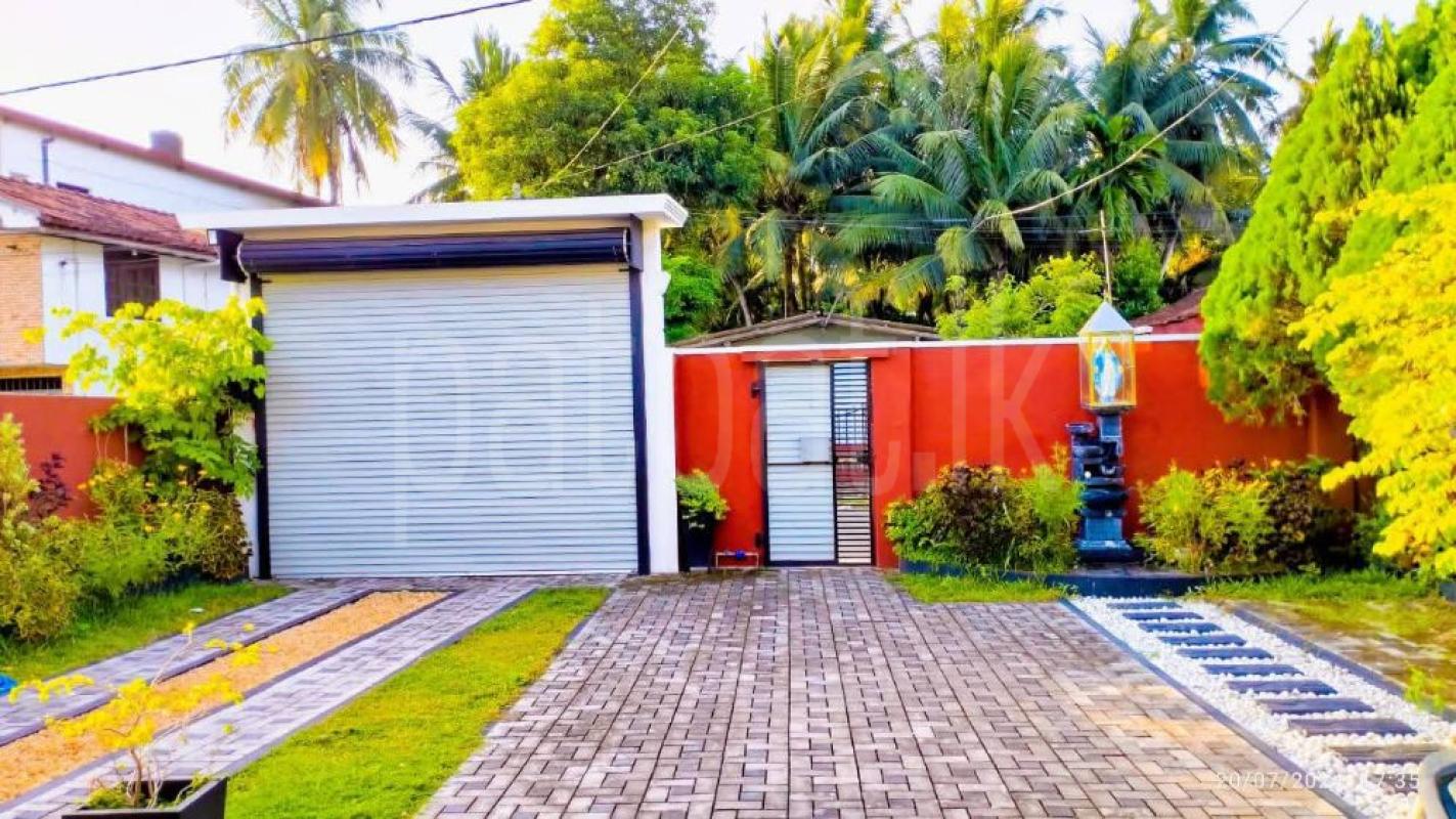 House for Sale in Beruwala ads-image-1