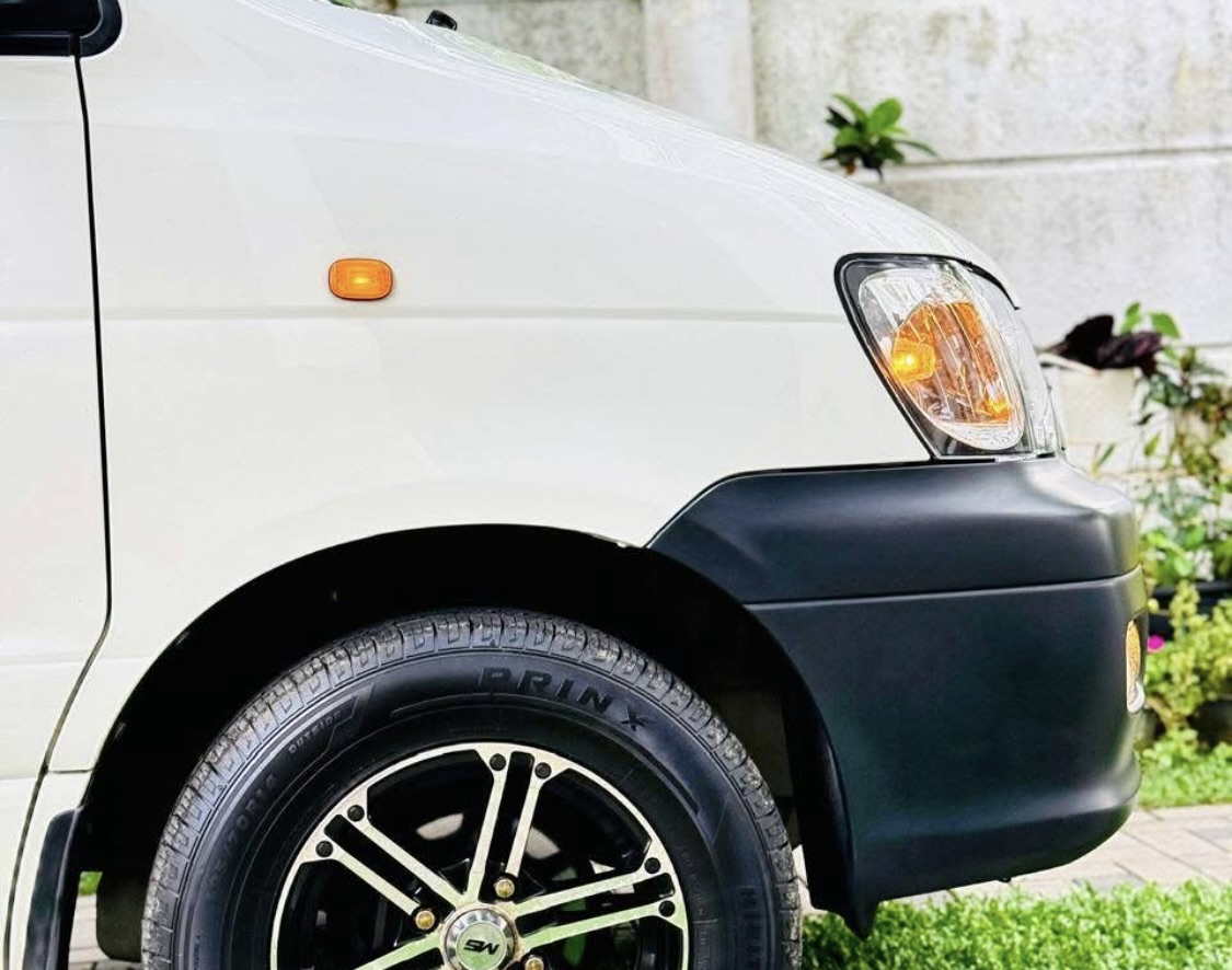 Toyota TownAce 2006 - භාවිතා කරන ලද වෑන් රථය sale in Sri Lanka - patpat.lk