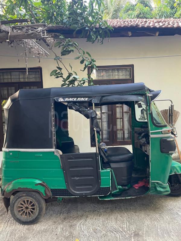 Bajaj Three Wheel 2016 - Used Three wheeler sale in Sri Lanka - patpat.lk