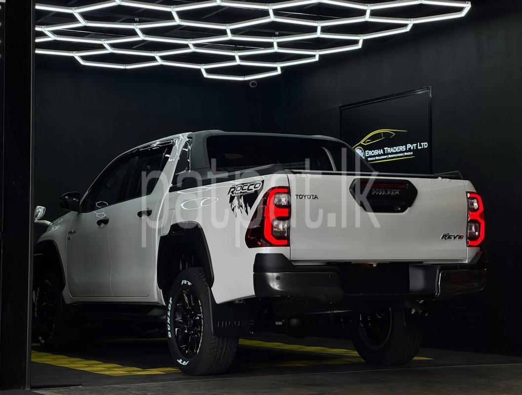 Advertisement image 6